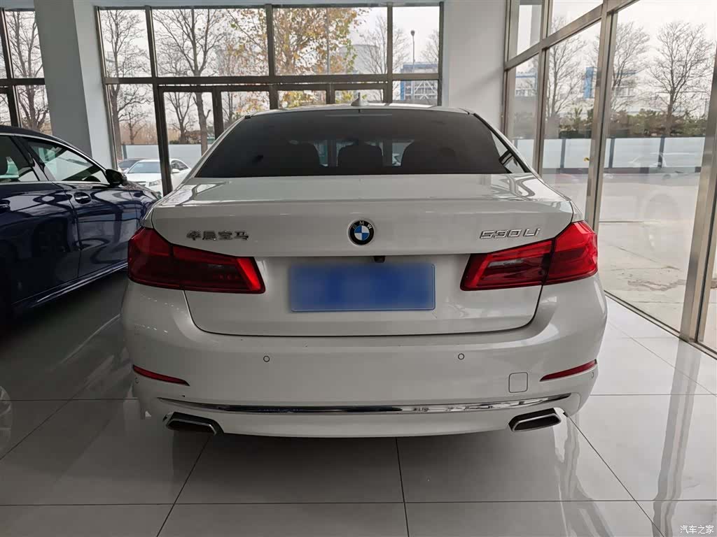BMW 5 Series, 2020 22