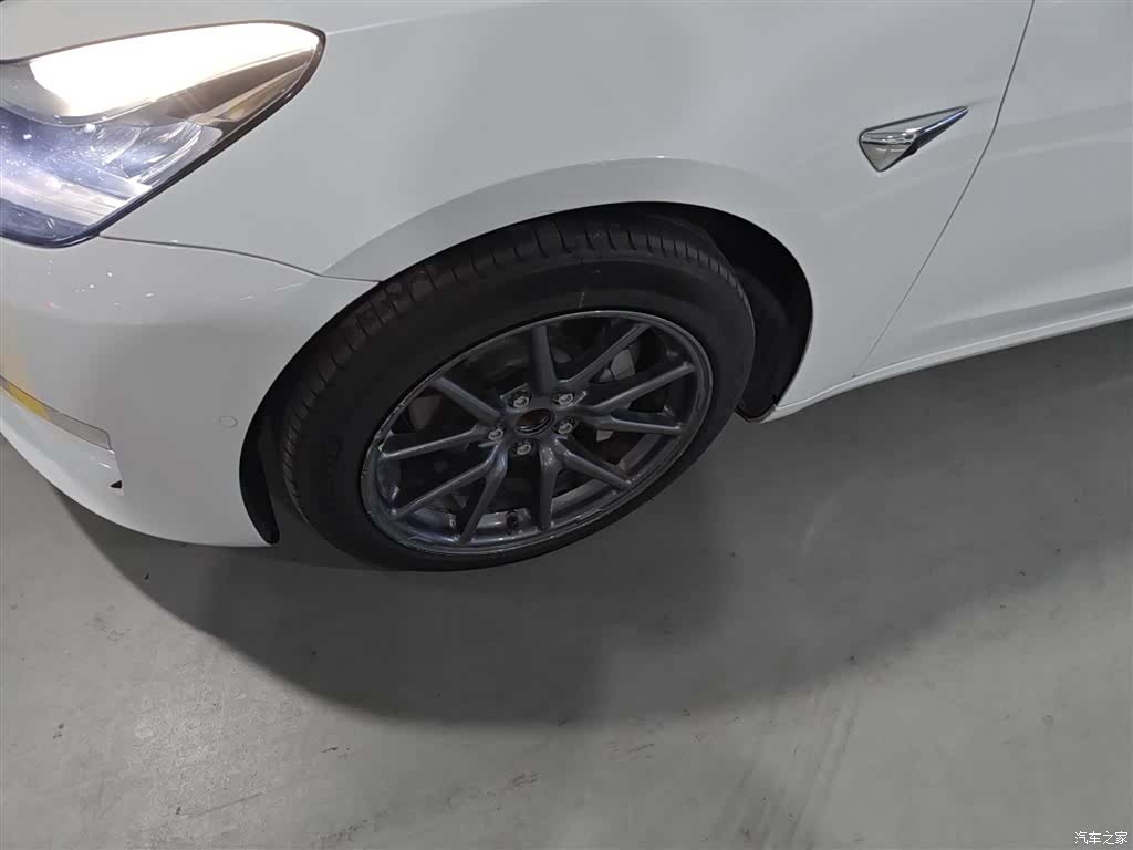 Tesla Model 3, 2020 25