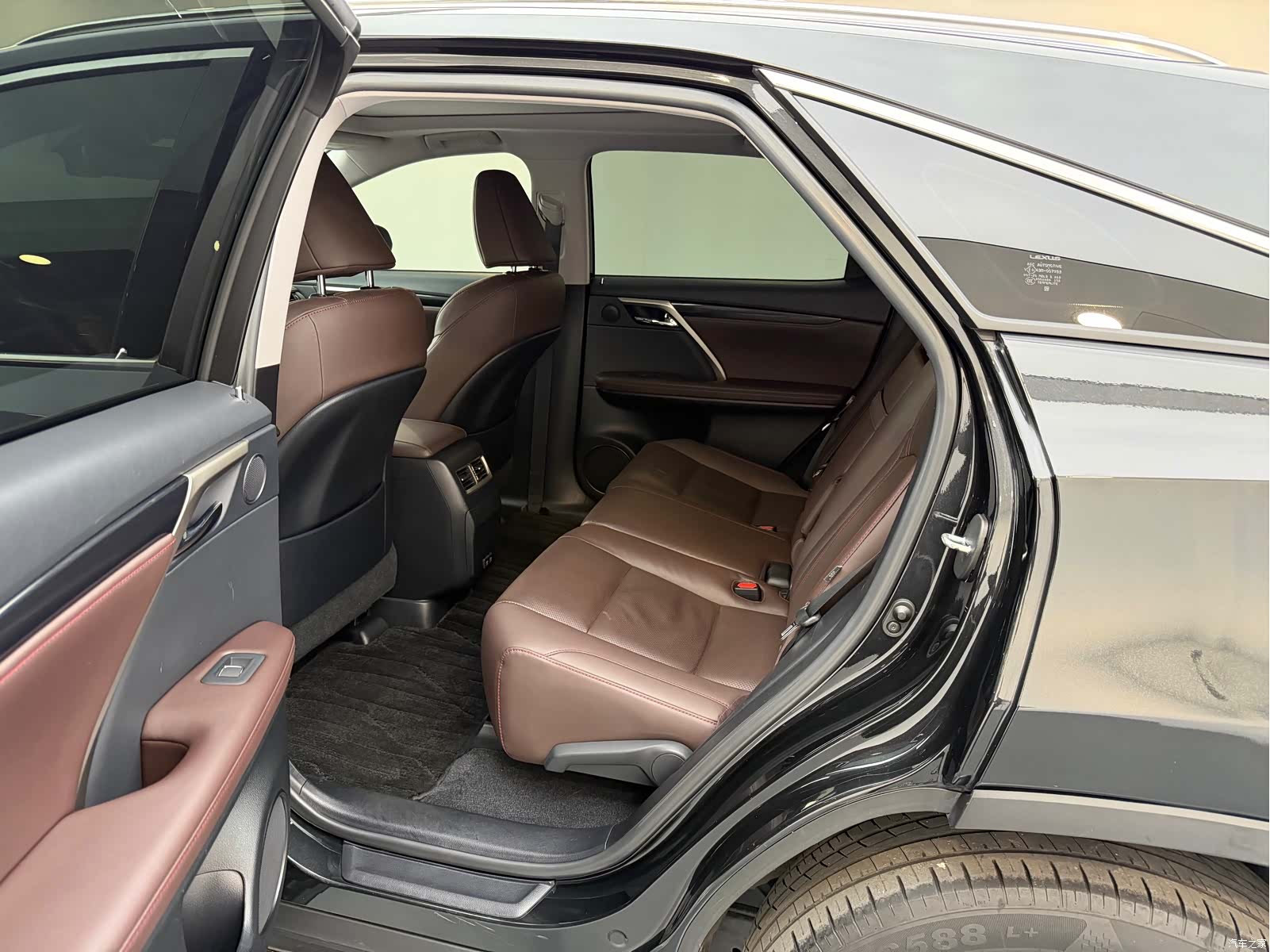 Lexus RX, 2022 11