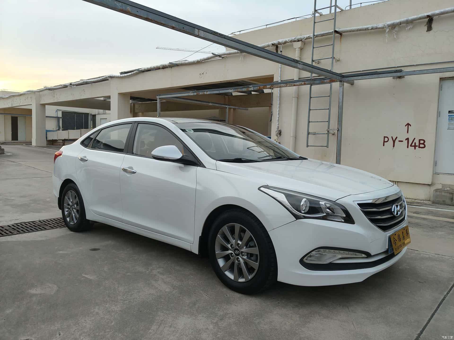 Hyundai GLS, 2015 2