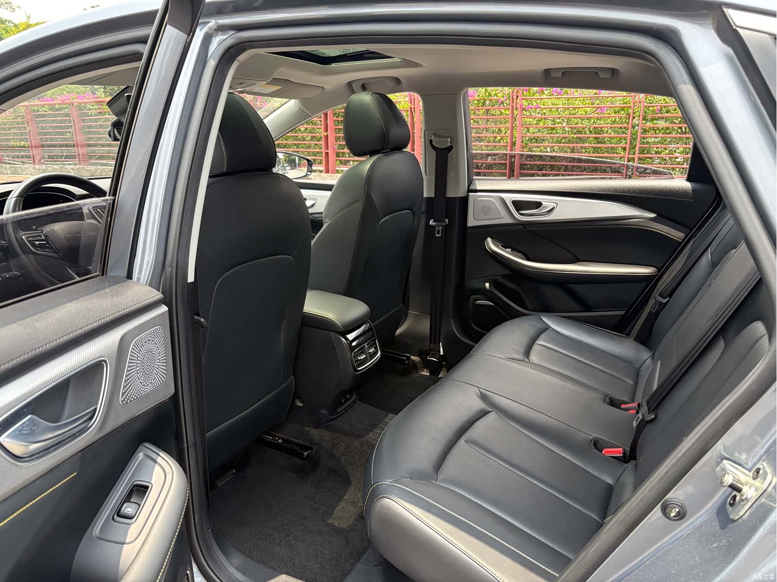 Roewe i6, 2022 11