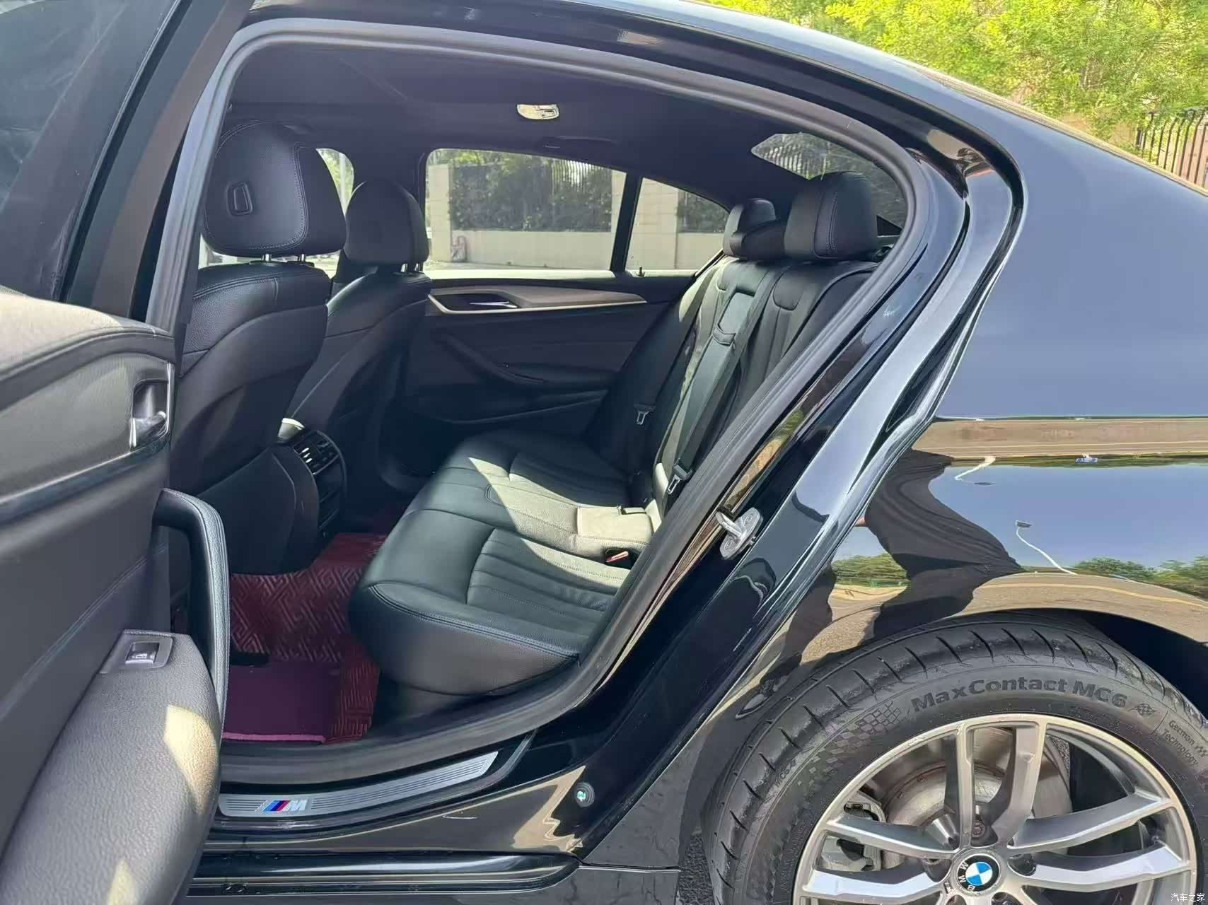 BMW 5 Series, 2018 все фото