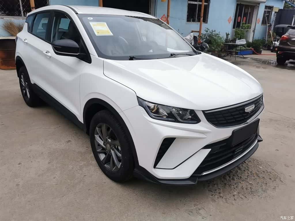 Geely Coolray, 2026 4