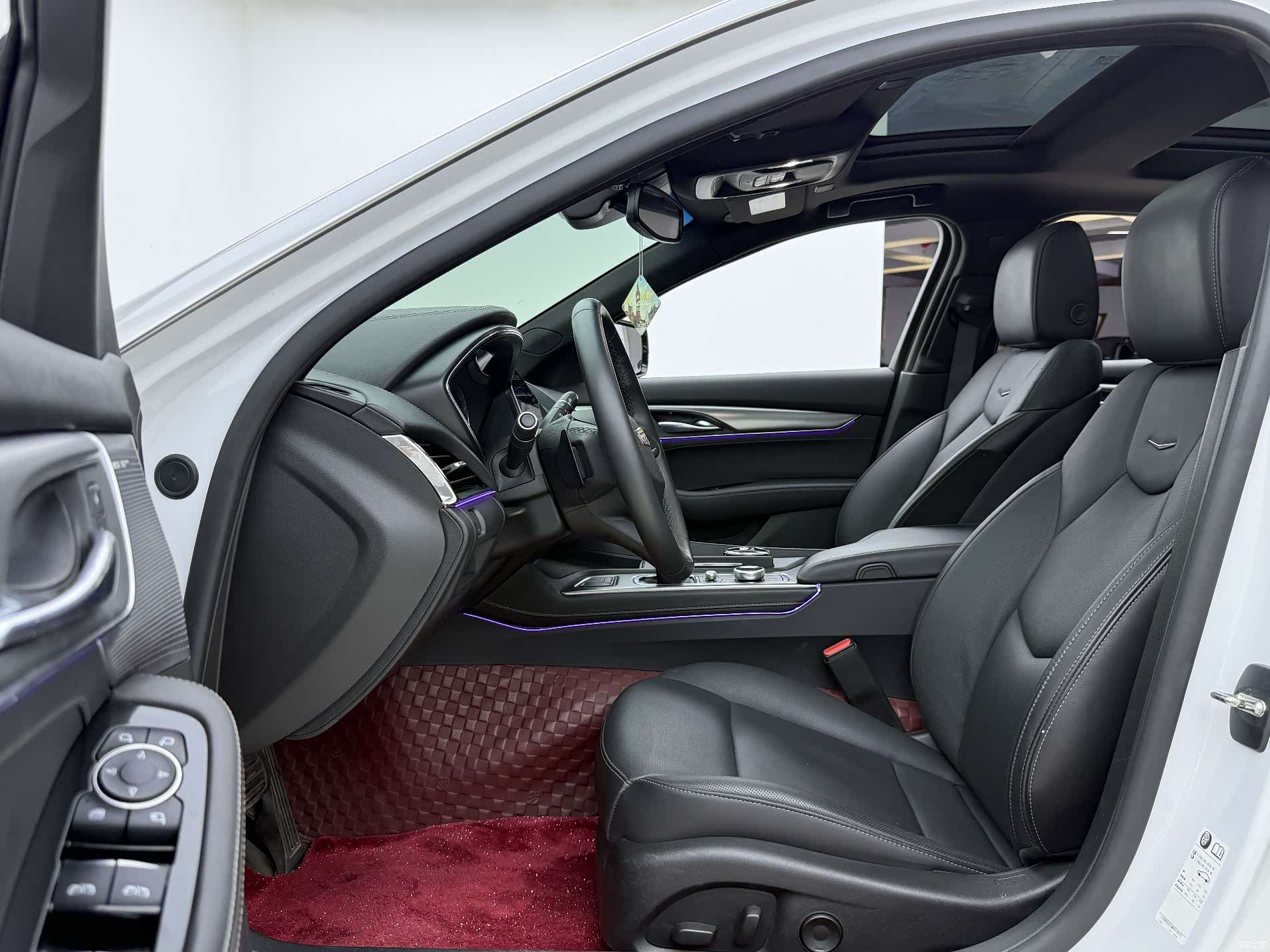 Cadillac CT5, 2021 4