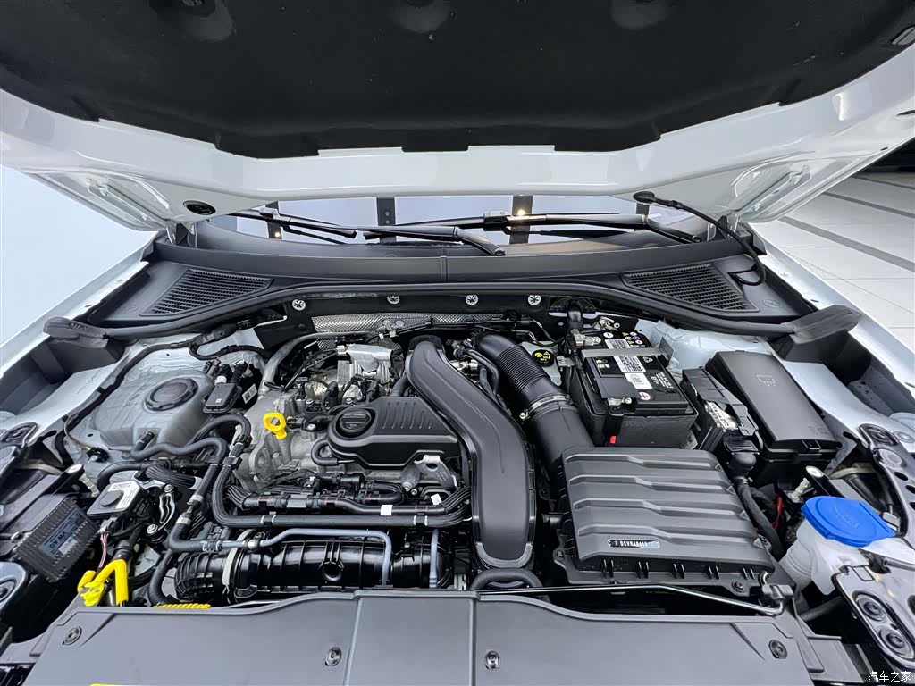 Volkswagen T-ROC, 2025 8
