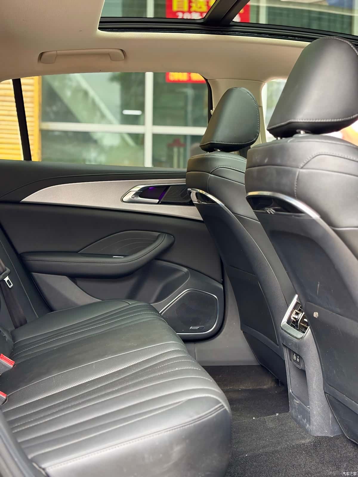 Hongqi H5, 2023 14