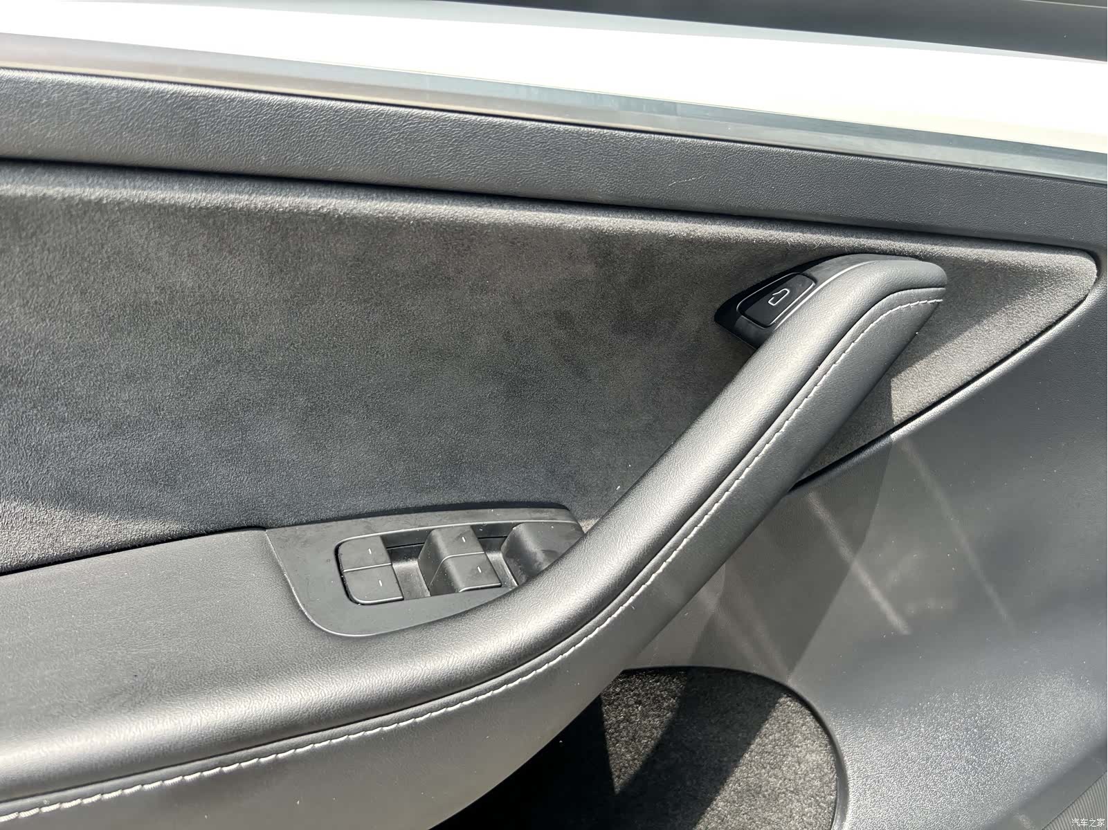 Tesla Model Y, 2022 11
