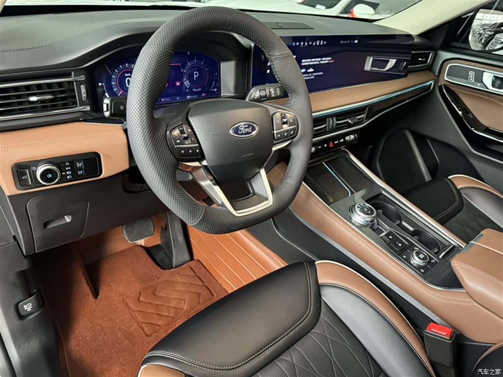 Ford Explorer, 2023 21