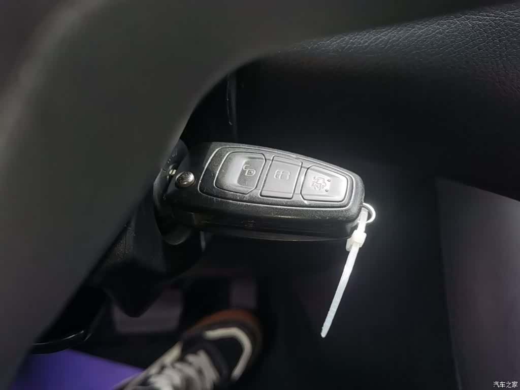 Ford Focus, 2019 9