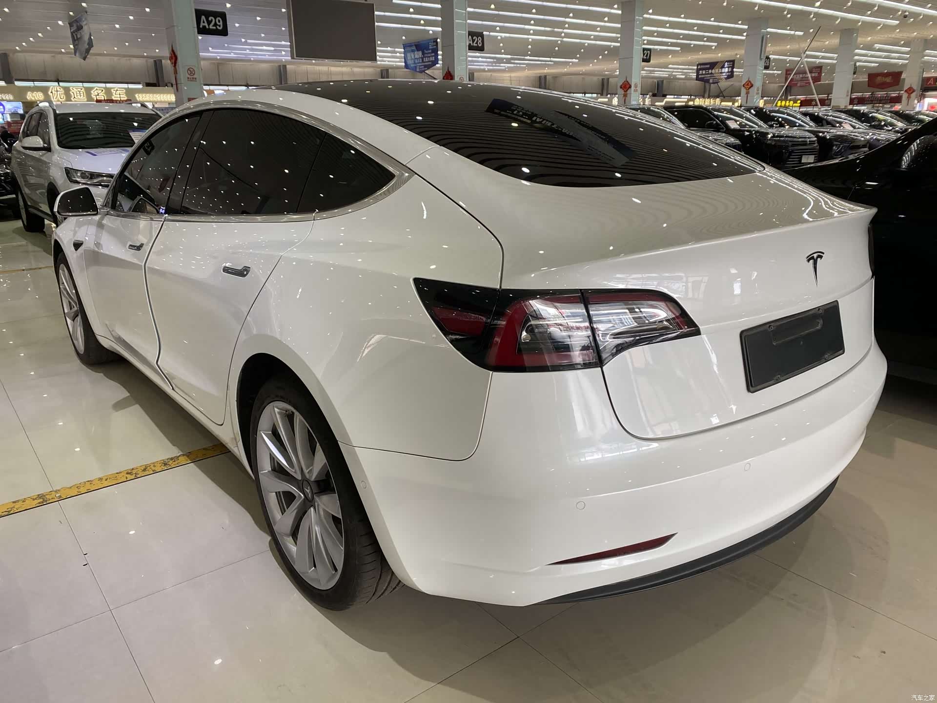 Tesla Model 3, 2020 11
