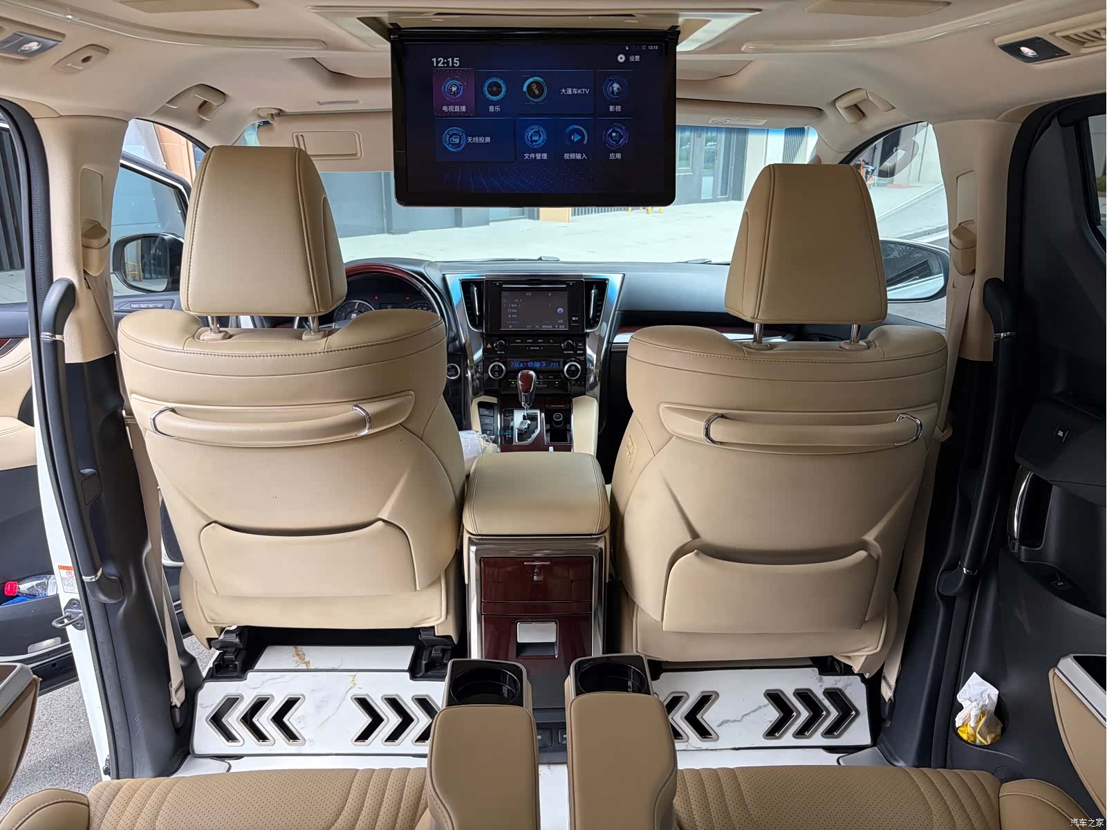 Toyota Alphard, 2018 10