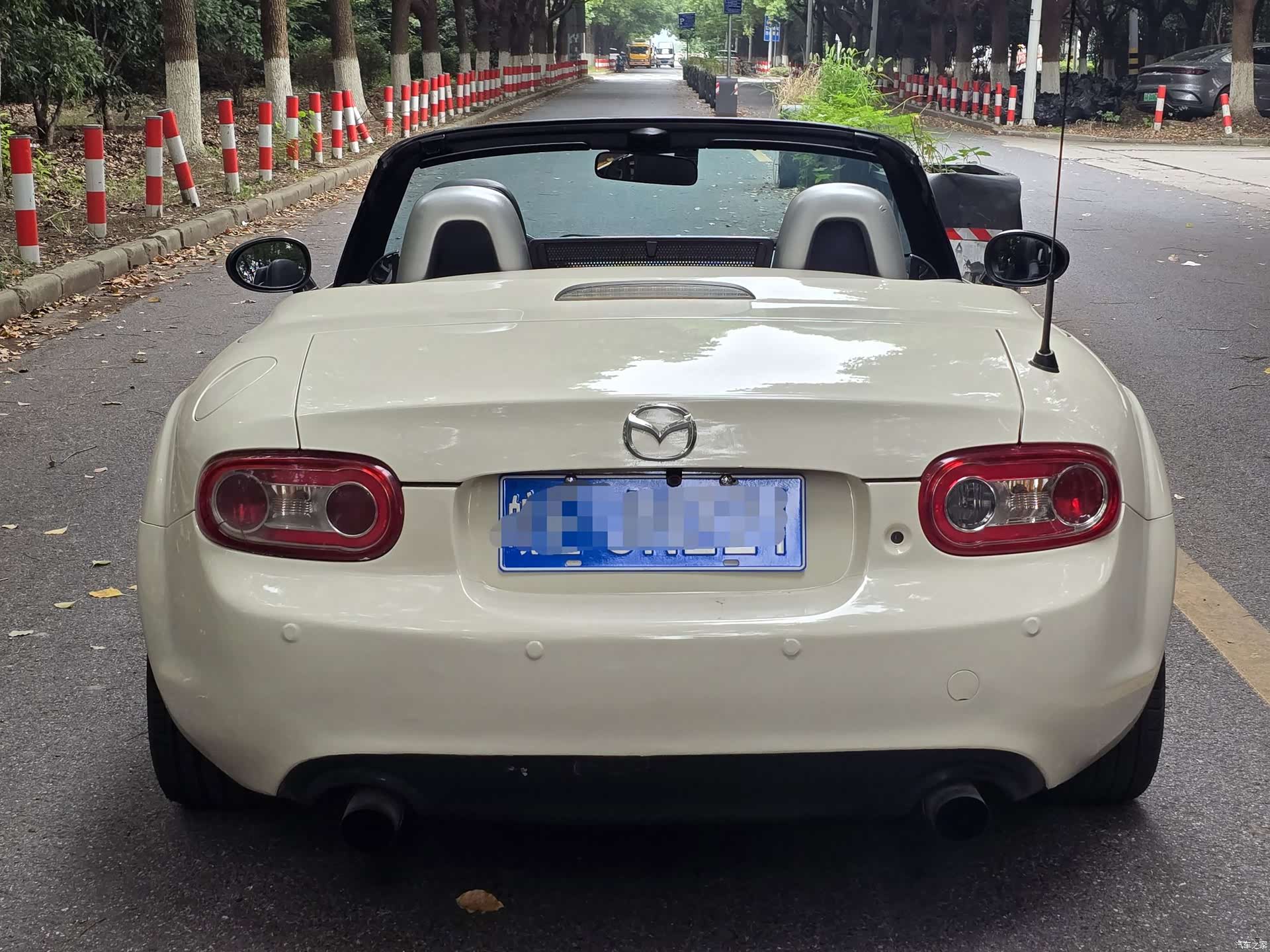 Mazda MX-5, 2010 4