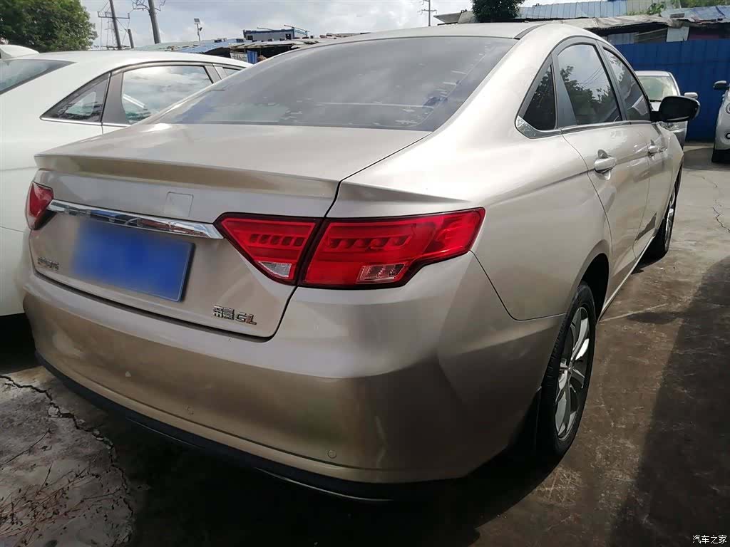 Geely Emgrand, 2020 6