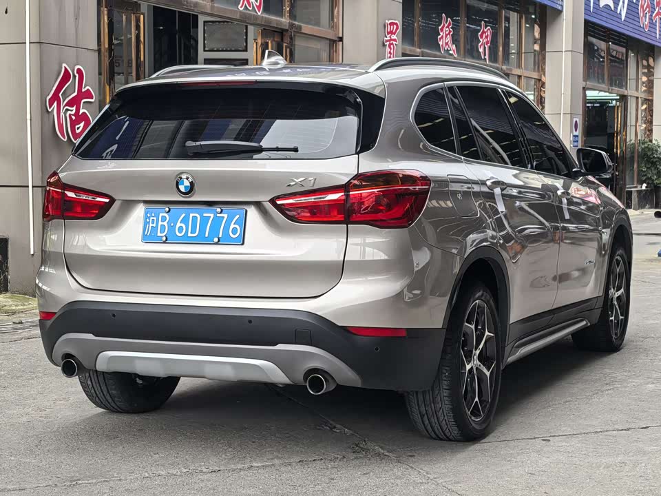 BMW X1