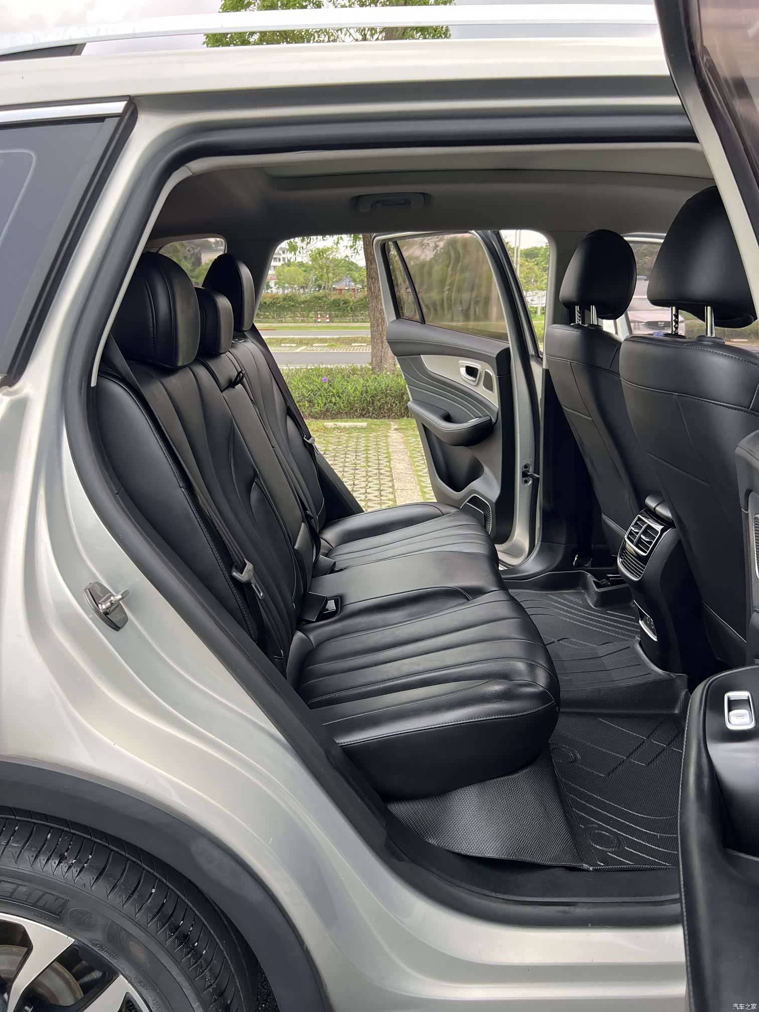 Roewe RX5, 2020 11