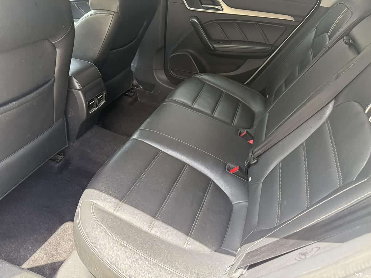 MG MG6, 2018 13