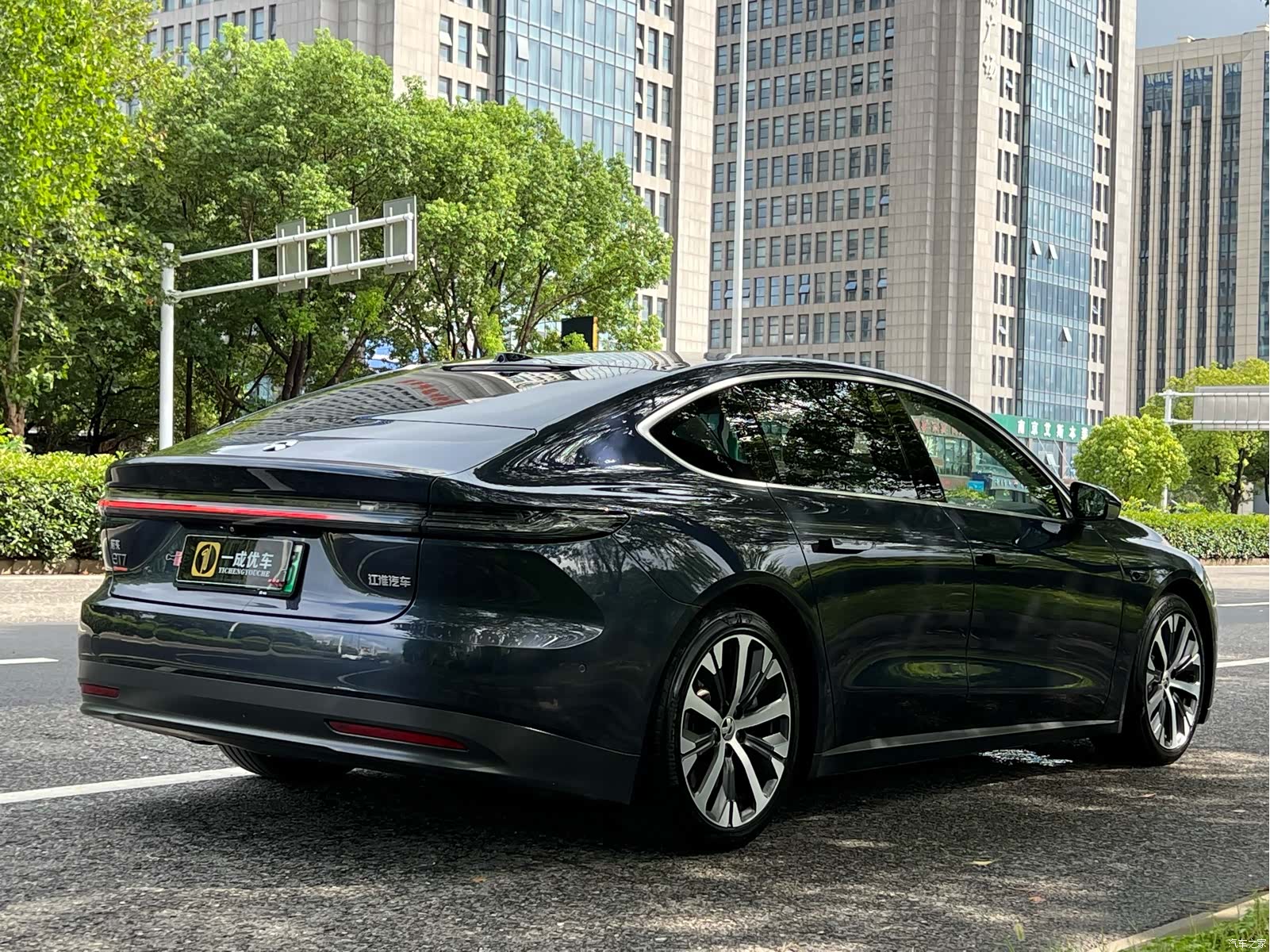 NIO ET7, 2022 все фото