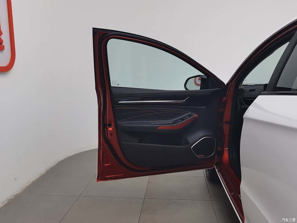 Chery 5, 2023 8