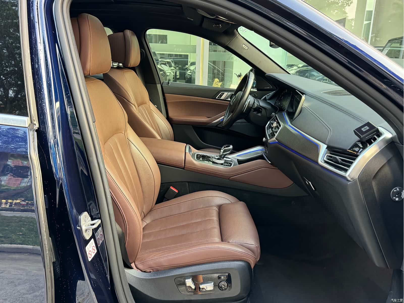 BMW X6, 2021 11