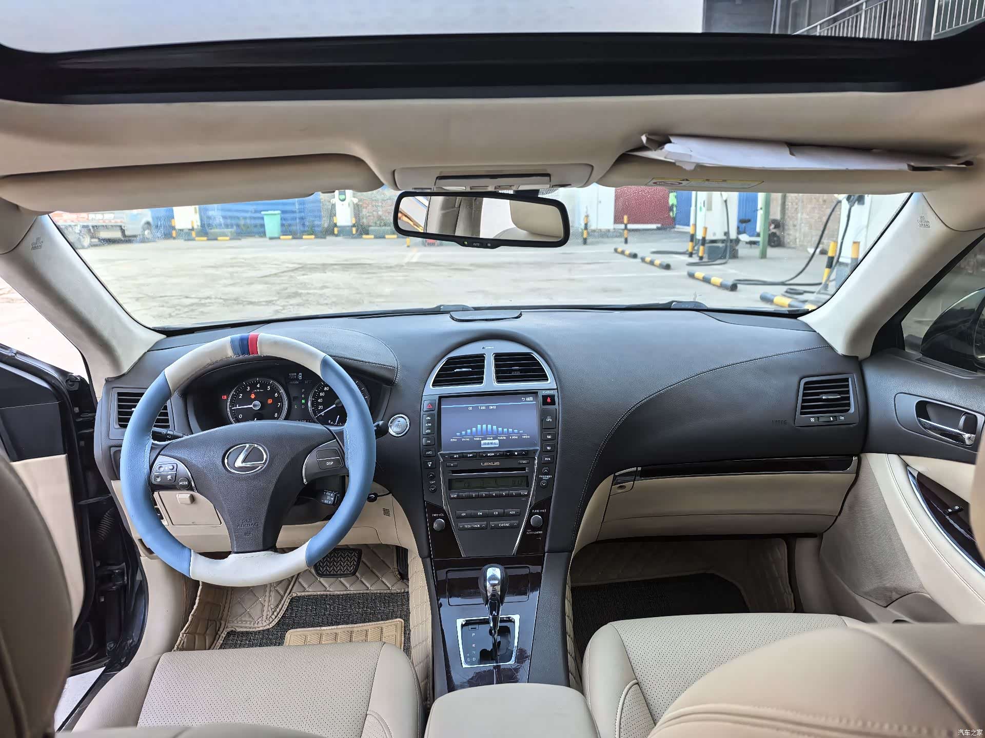 Lexus ES, 2011 7