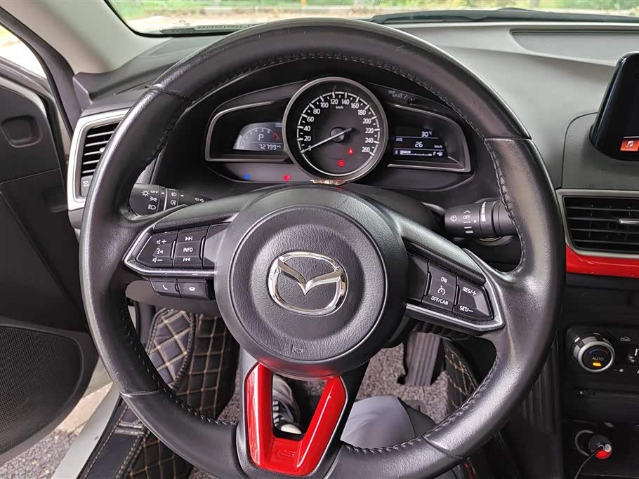 Mazda 3 Angkesaila Mazda 3 Angkesaila