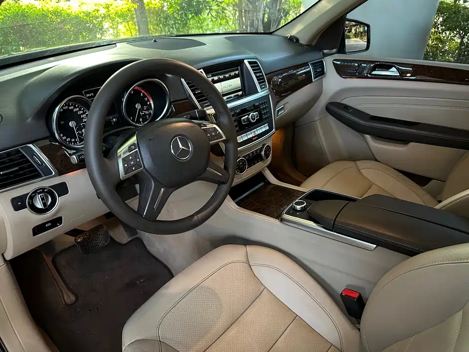 Mercedes-Benz M class