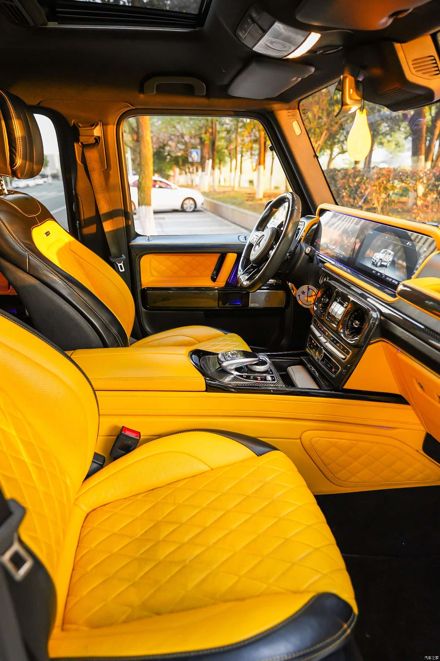 Mercedes-Benz G-Class, 2018 9