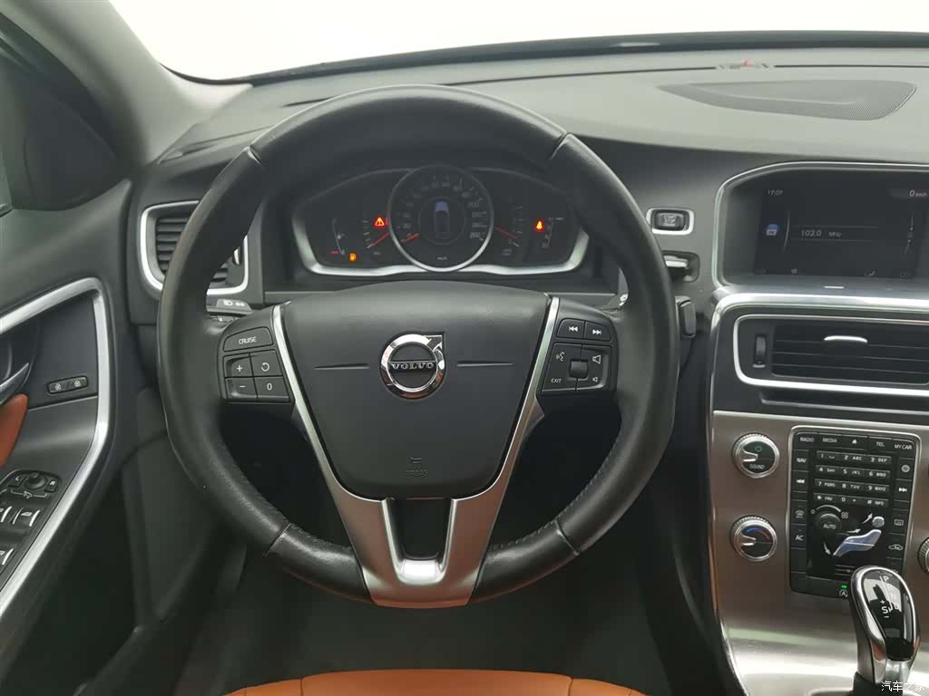 Volvo S60, 2019 11