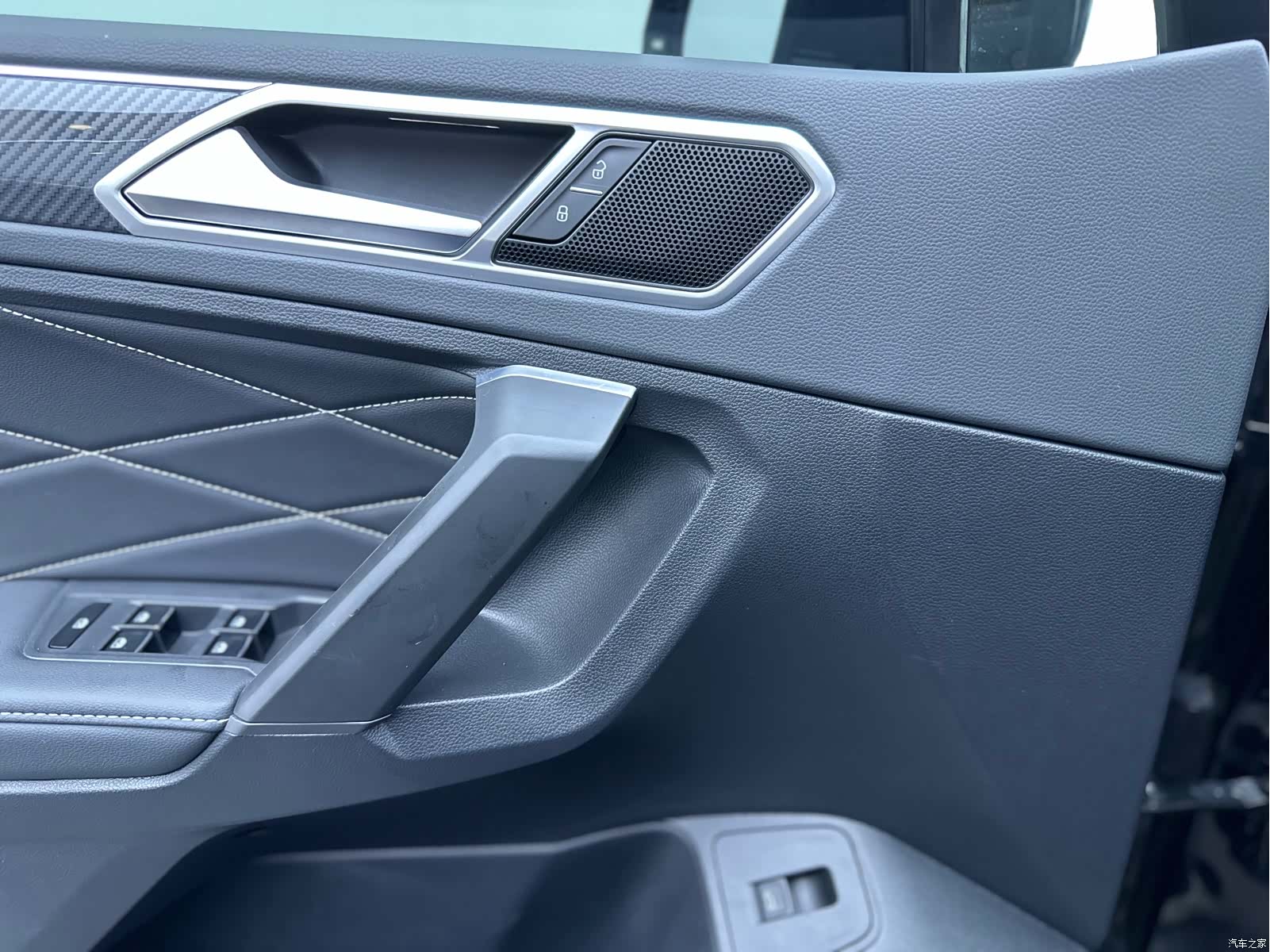Volkswagen Tiguan L, 2023 14