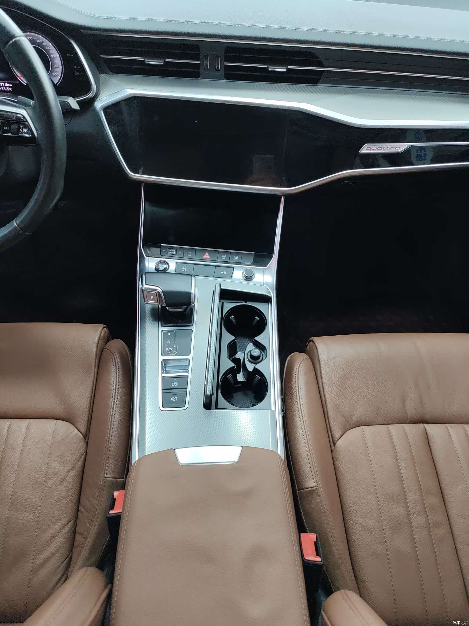 Audi A6L, 2022 11