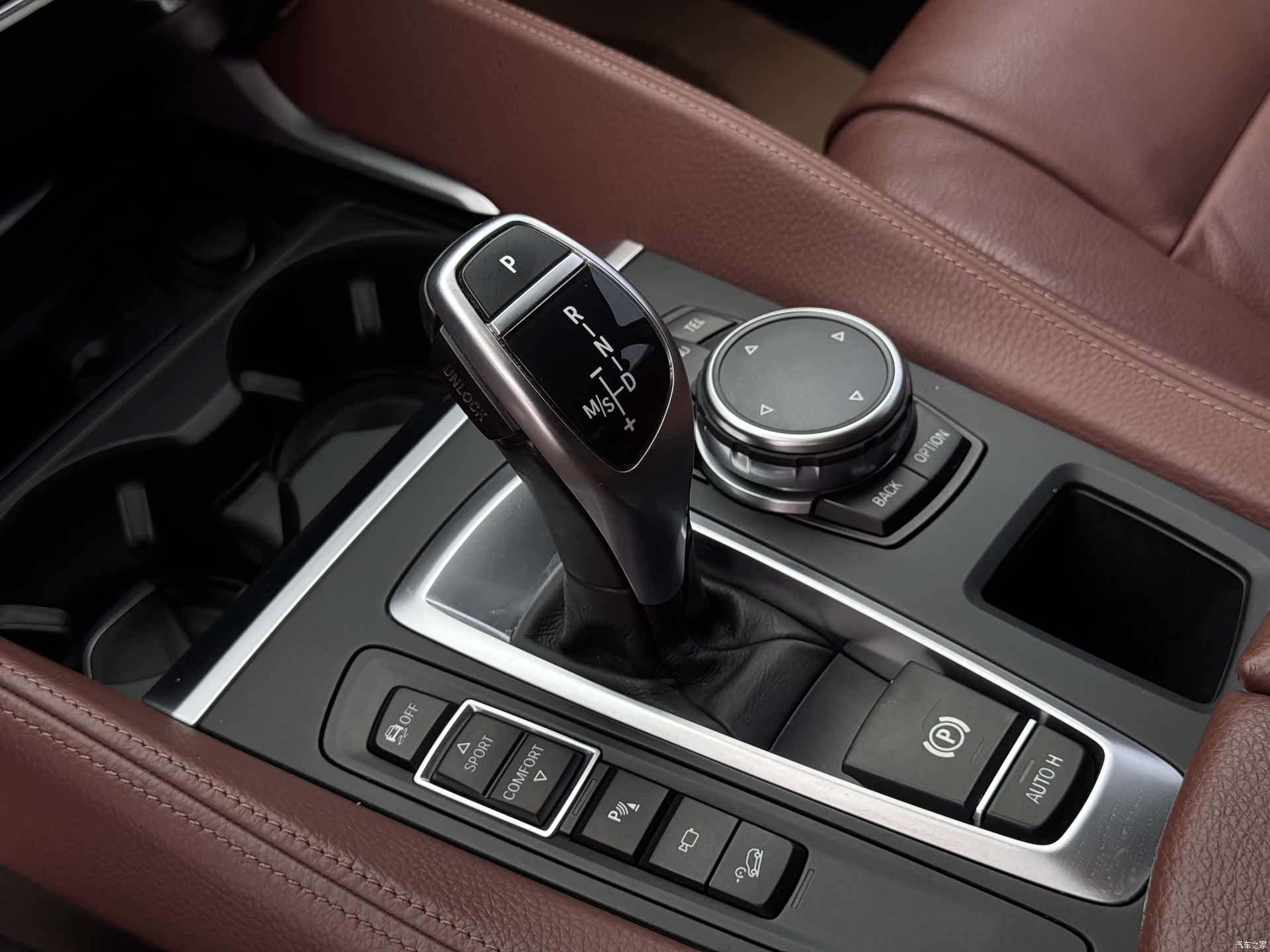 BMW X6, 2015 15