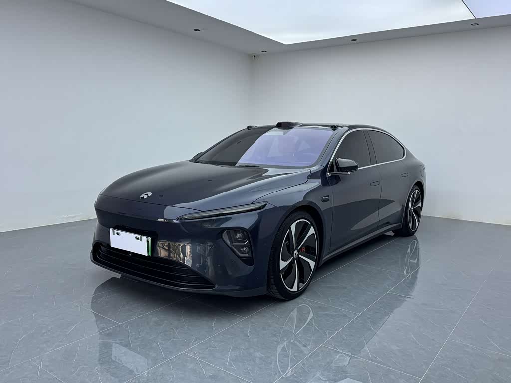 NIO ET7