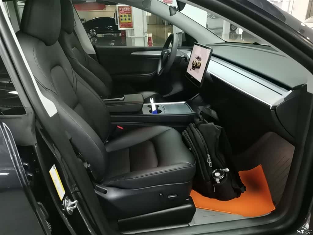 Tesla Model Y, 2024 25