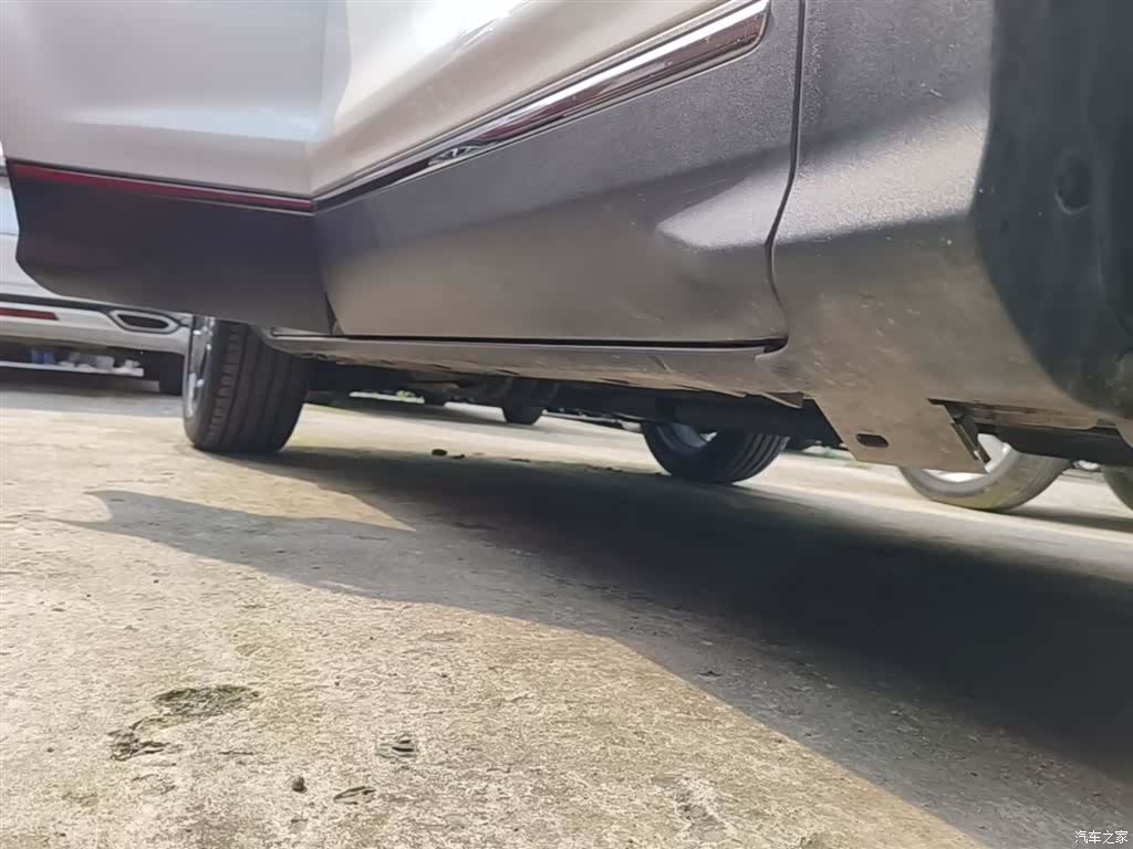 Ford Kuga, 2019 21