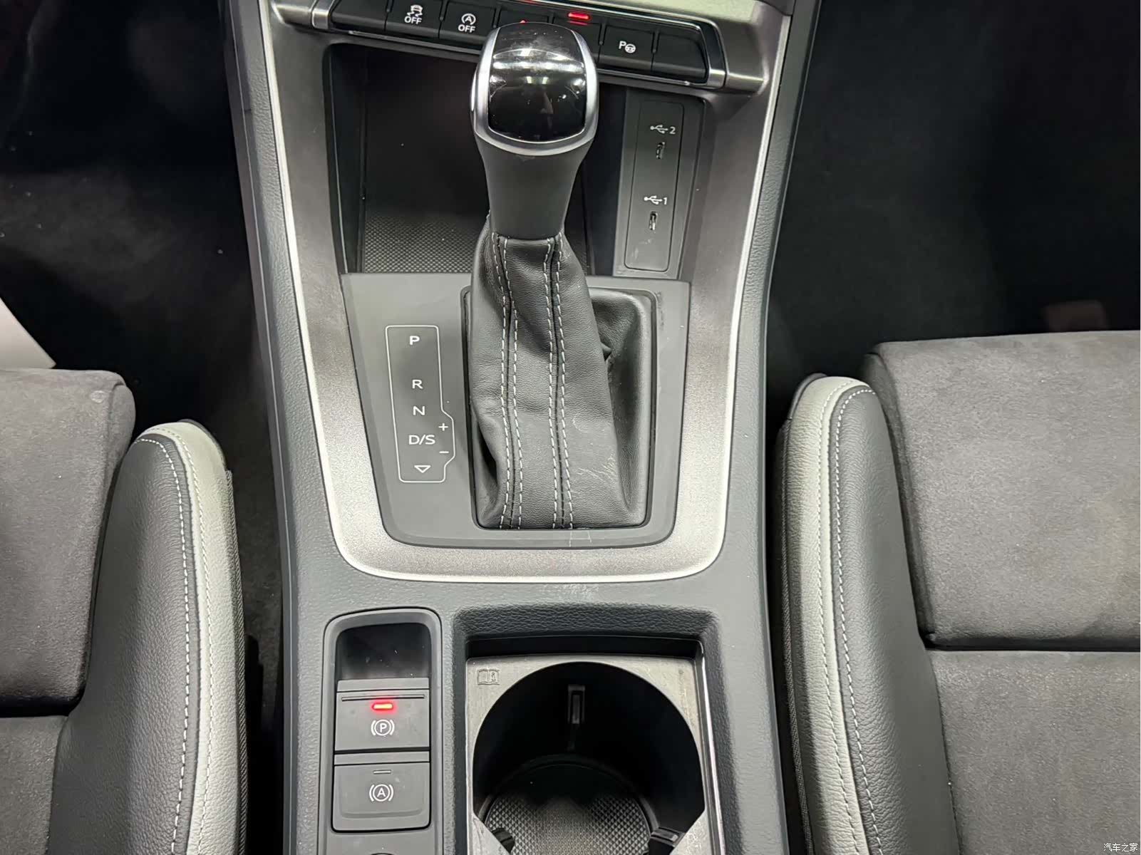 Audi Q3, 2022 16