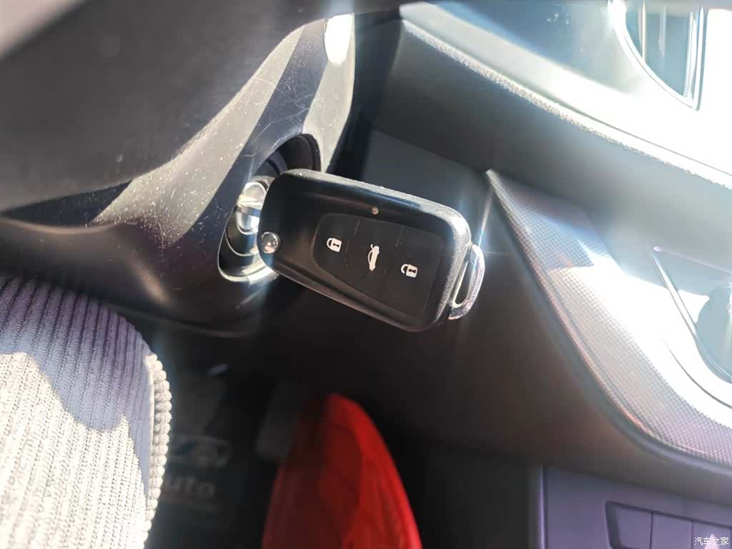 Roewe 360, 2018 12