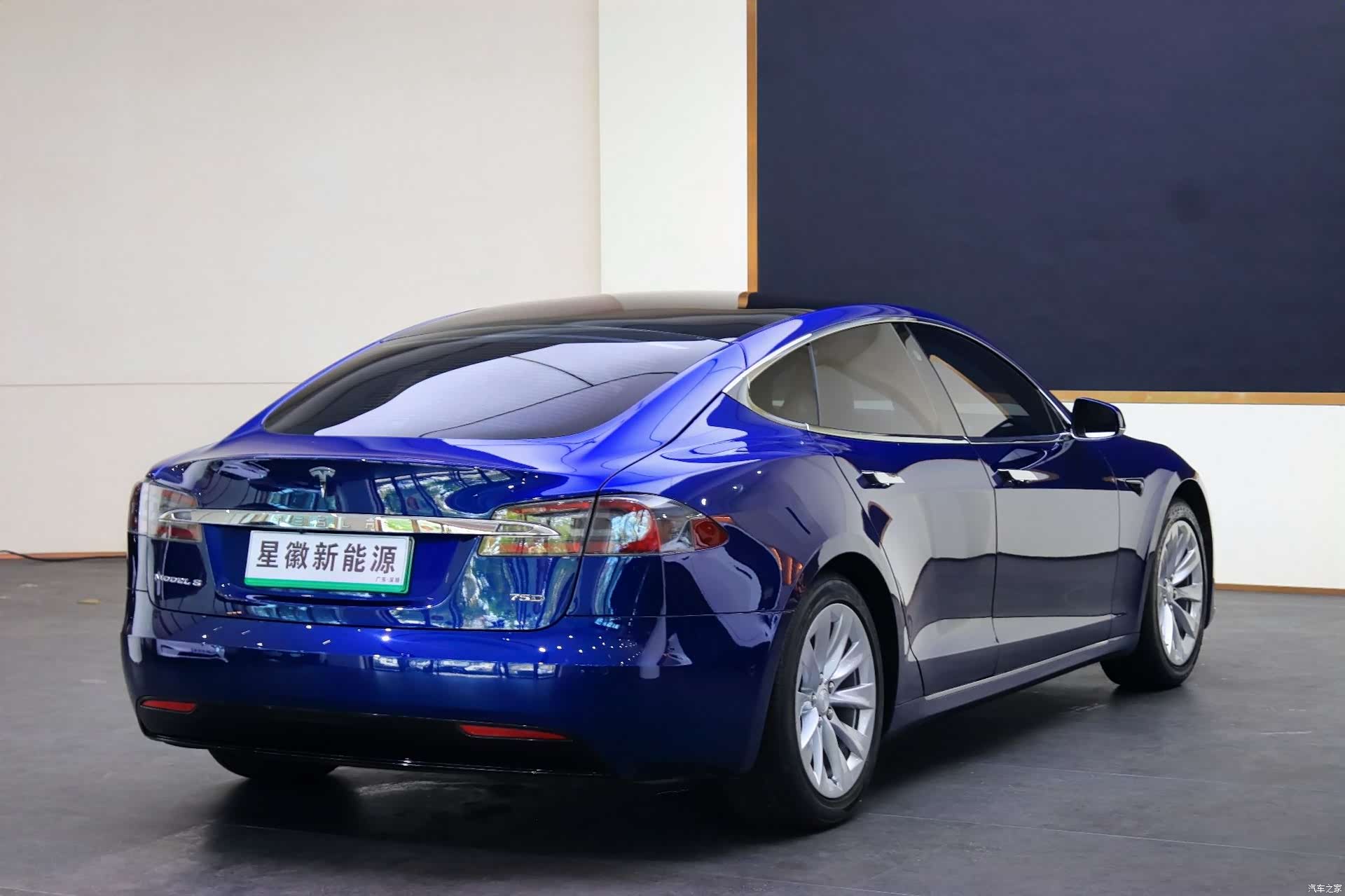Tesla Model S, 2018 17