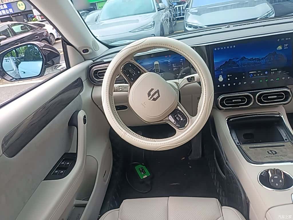Leapmotor C11, 2022 11