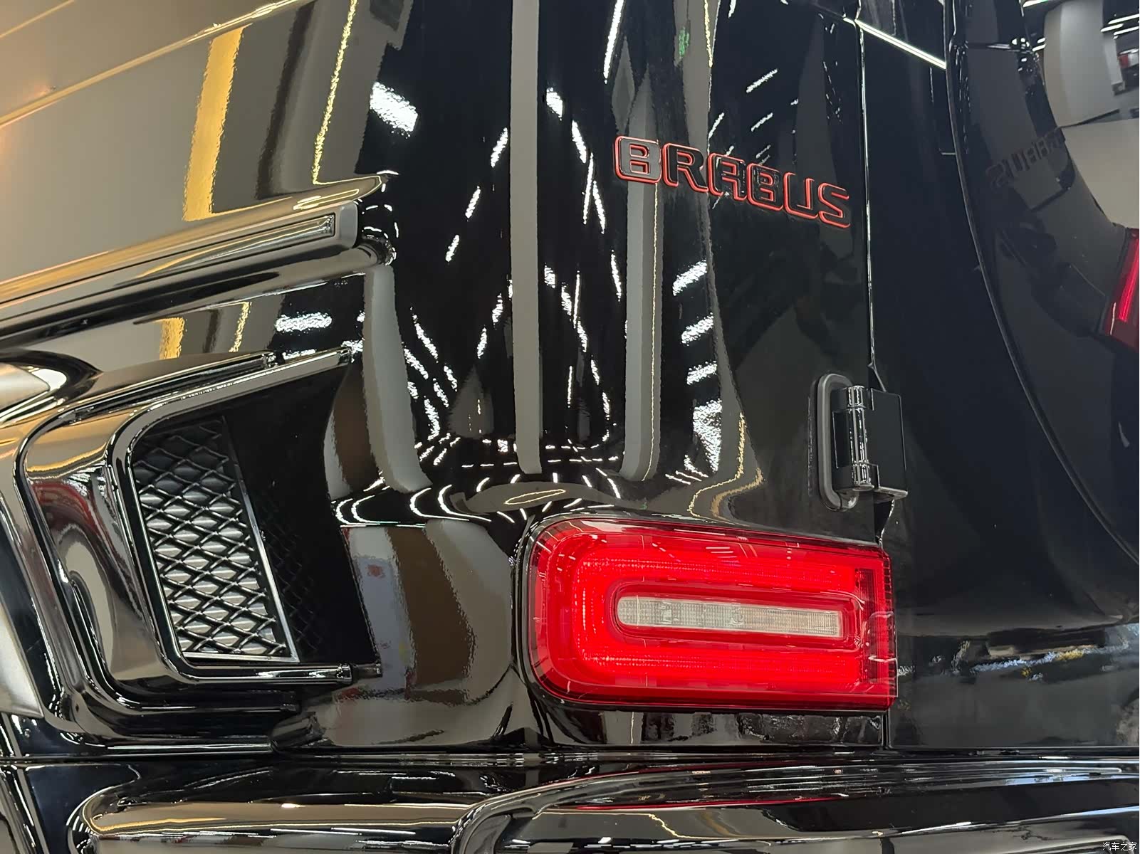 Mercedes-Benz G-Class, 2021 25