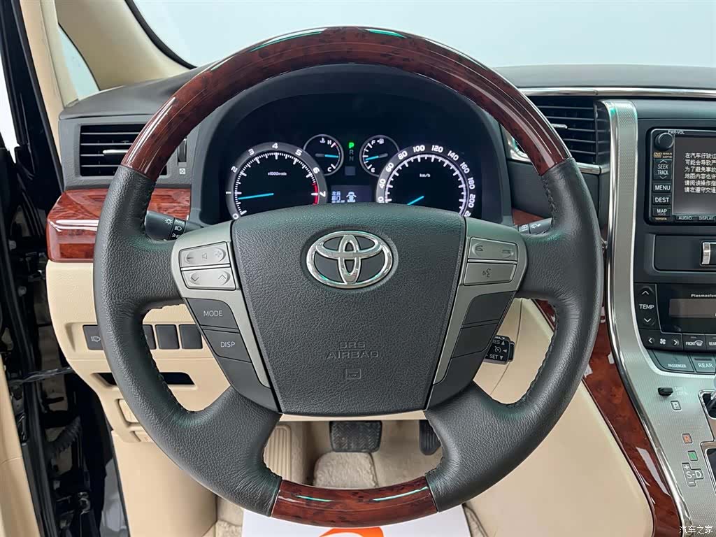 Toyota Alphard, 2011 9