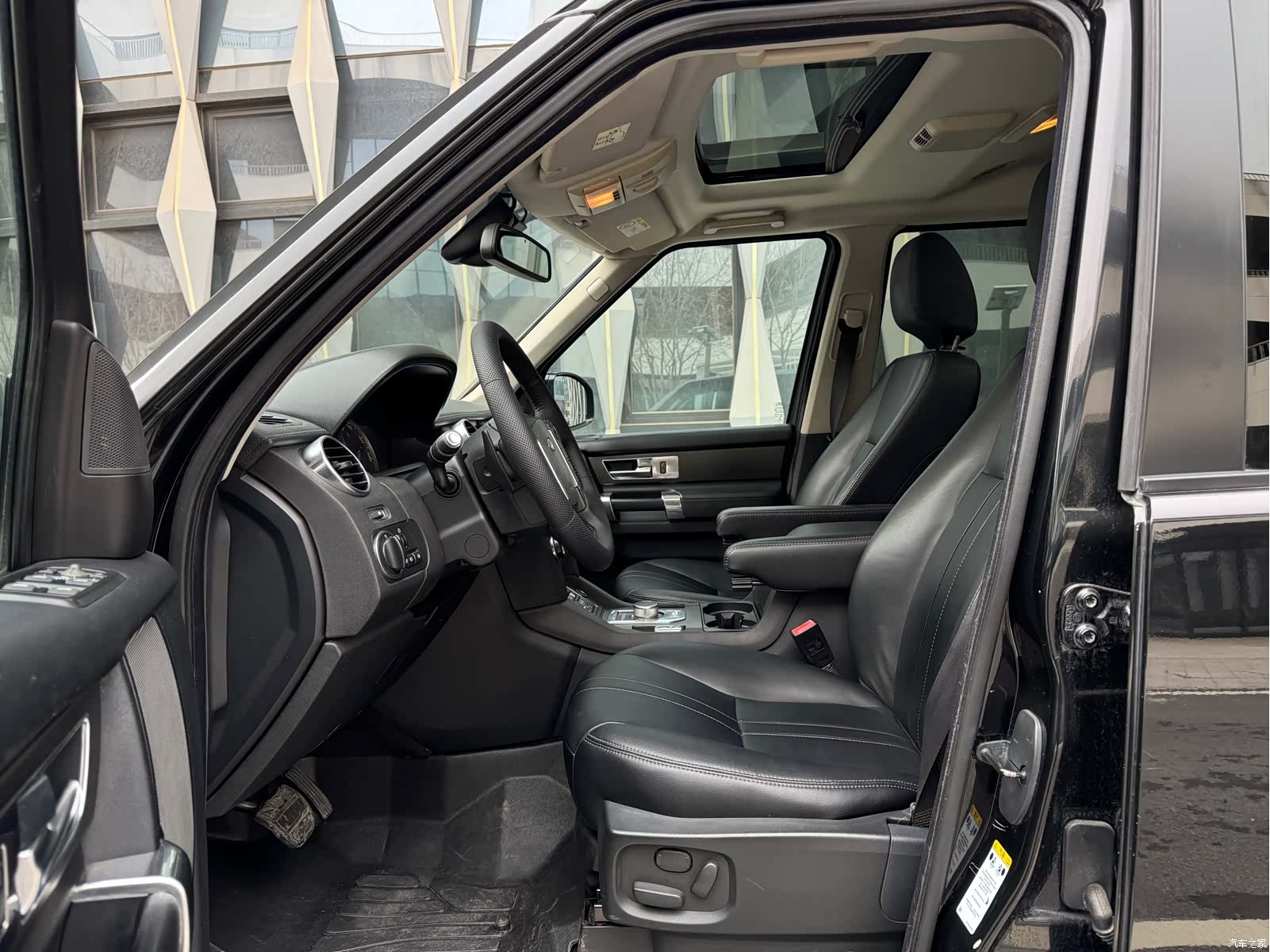 Land Rover Discovery, 2014 все фото