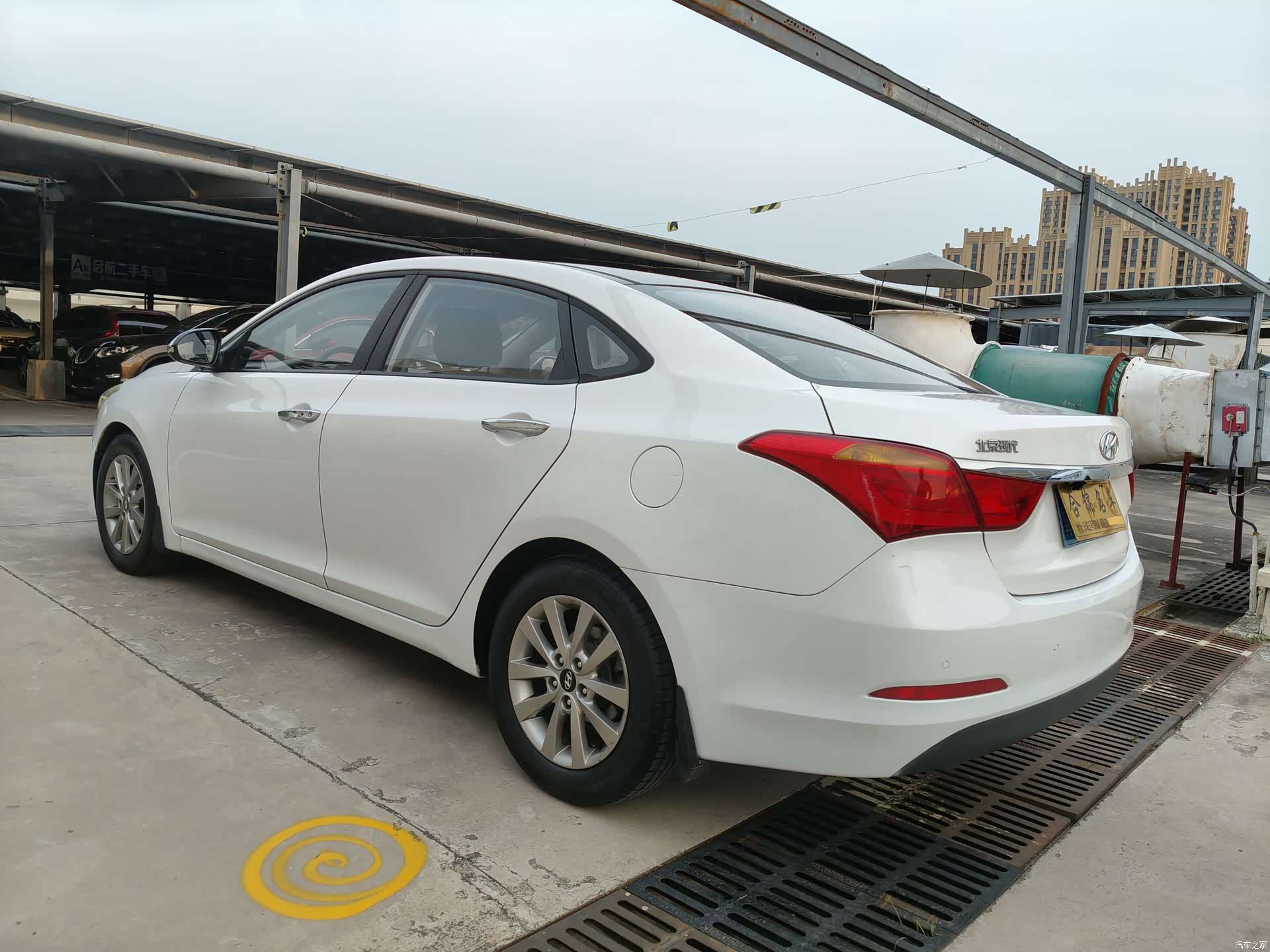 Hyundai GLS, 2015 6