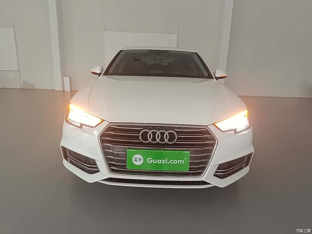 Audi A4L, 2020 3