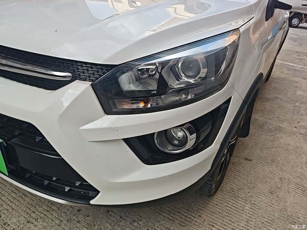 BAIC X25, 2016 24