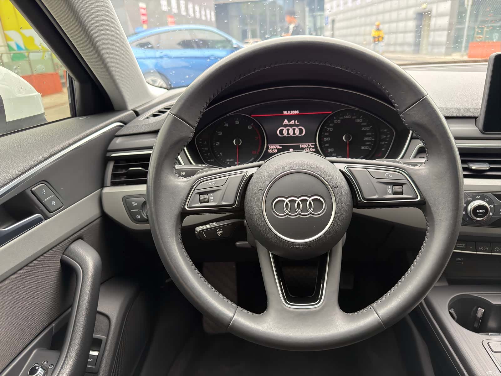 Audi A4L, 2019 27