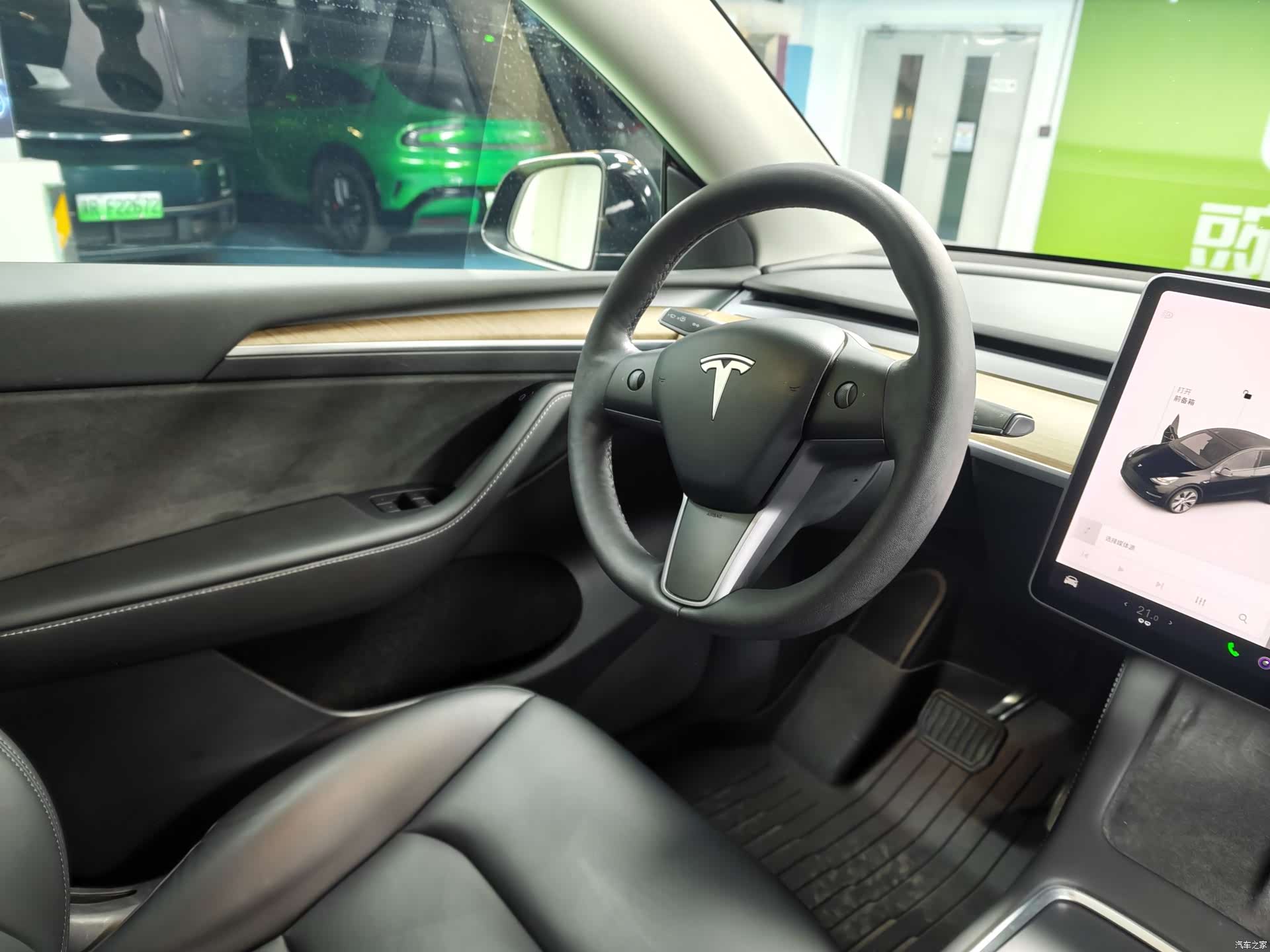 Tesla Model Y, 2021 11