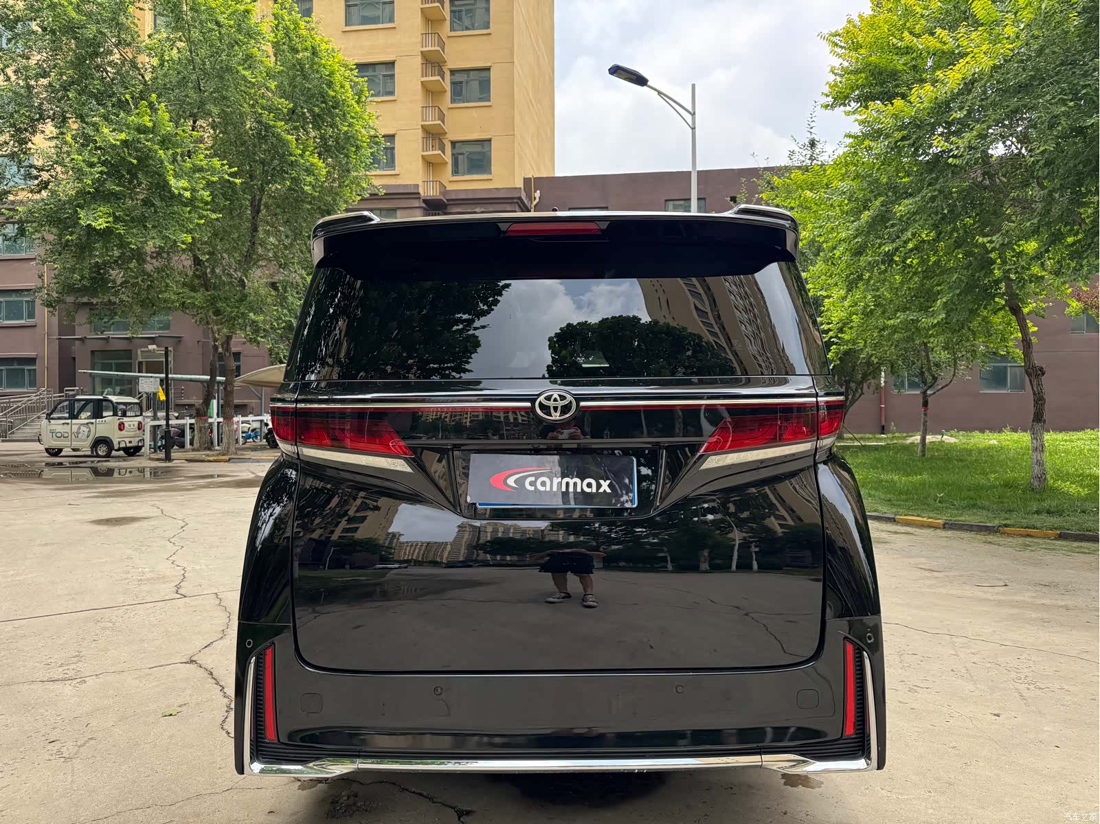 Toyota Vellfire, 2024 все фото