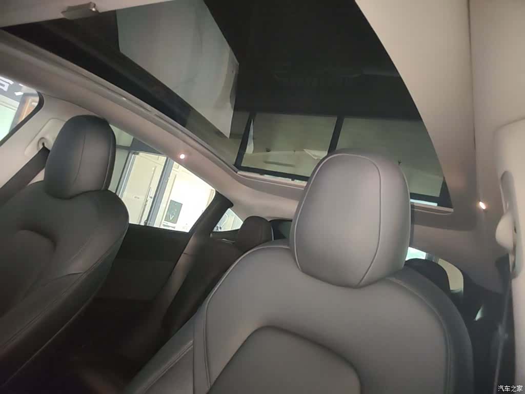 Tesla Model Y, 2021 18