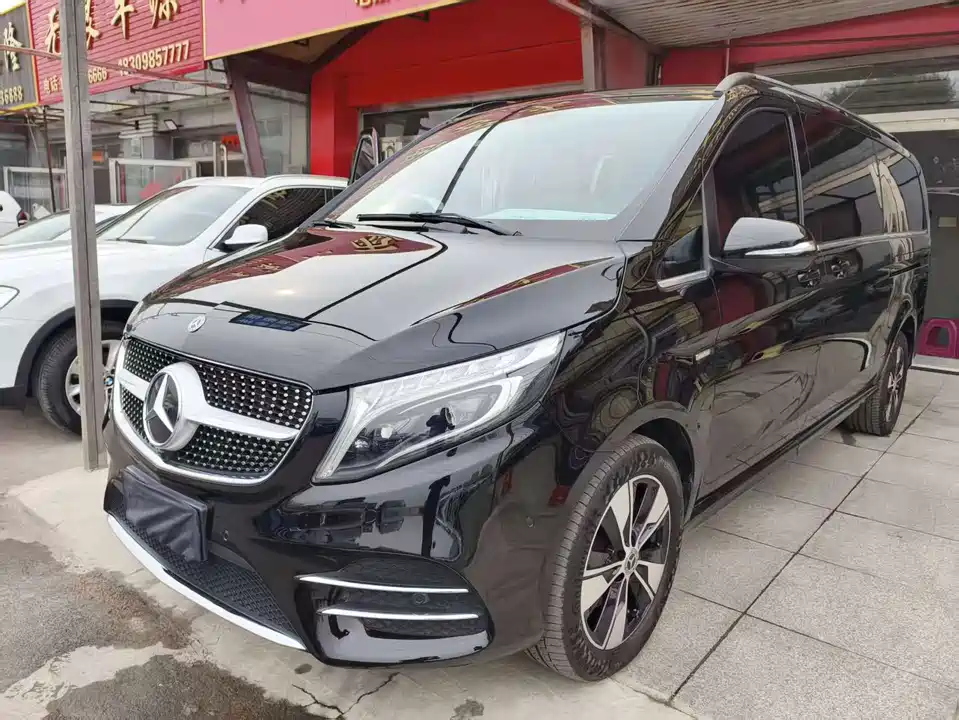 Mercedes-Benz V-class