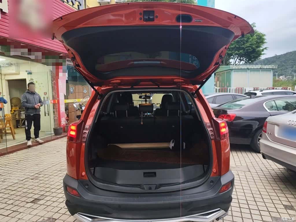 Toyota RAV4, 2014 10